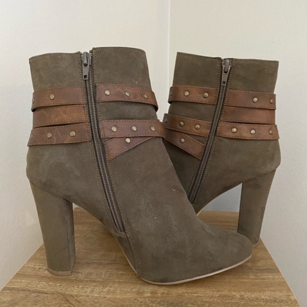 Booties - Picture 5 of 6